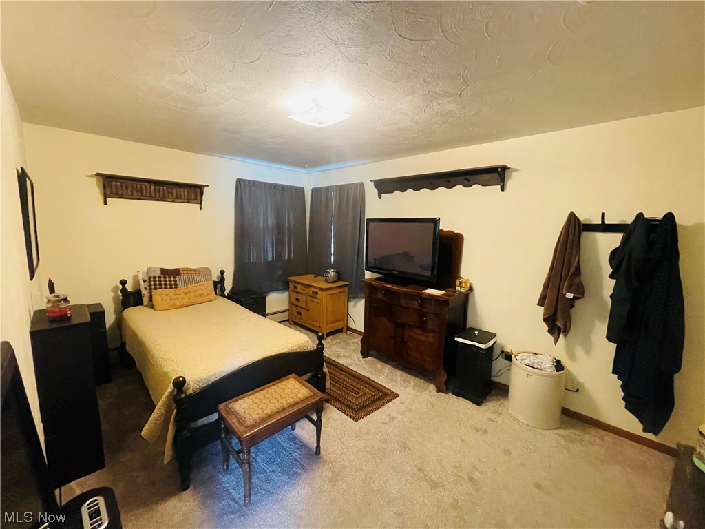 Cresthaven - Residential