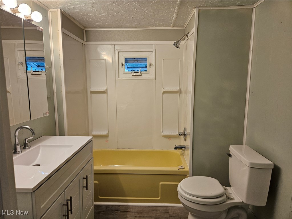 Sawyers 03 Springfield Lake - Residential