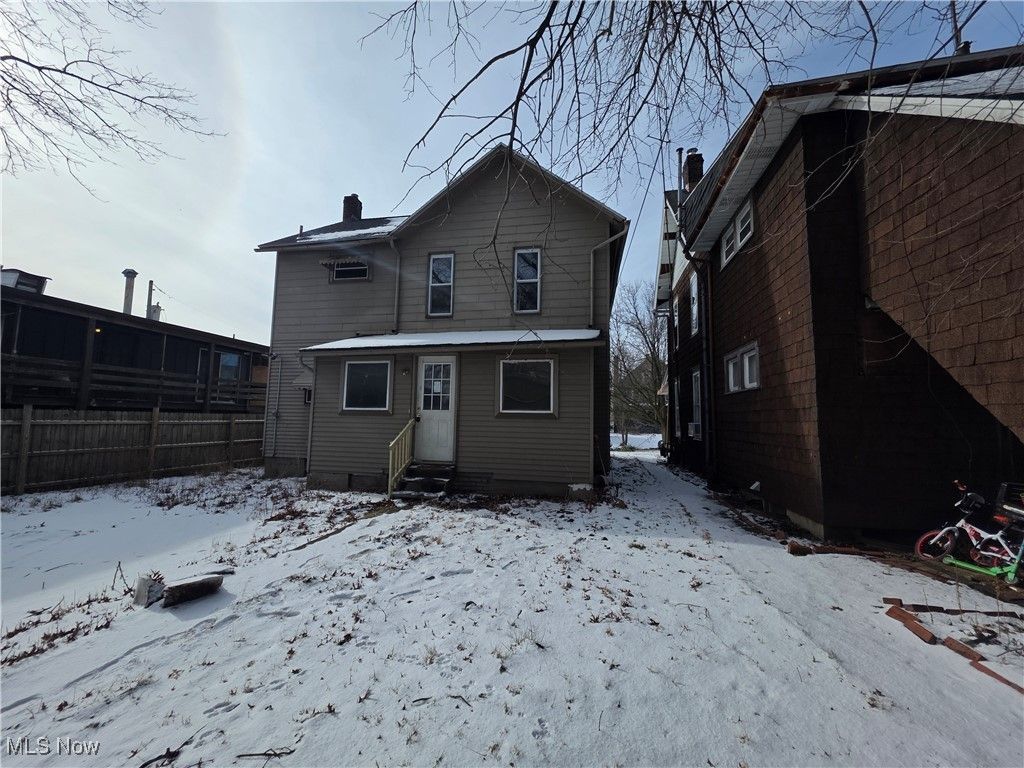 Photo of 242 Vine Street, Salem, OH 44460 (MLS # 5183666)