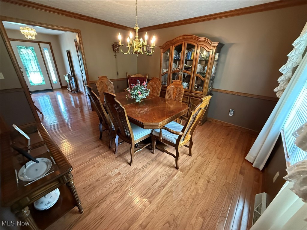 2626 Pleasant Valley Road NE