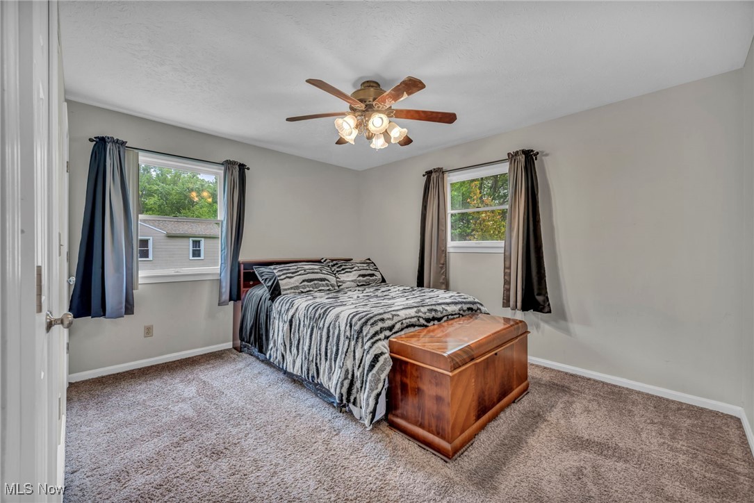 1661 Keefer Road, Girard, Ohio image 15