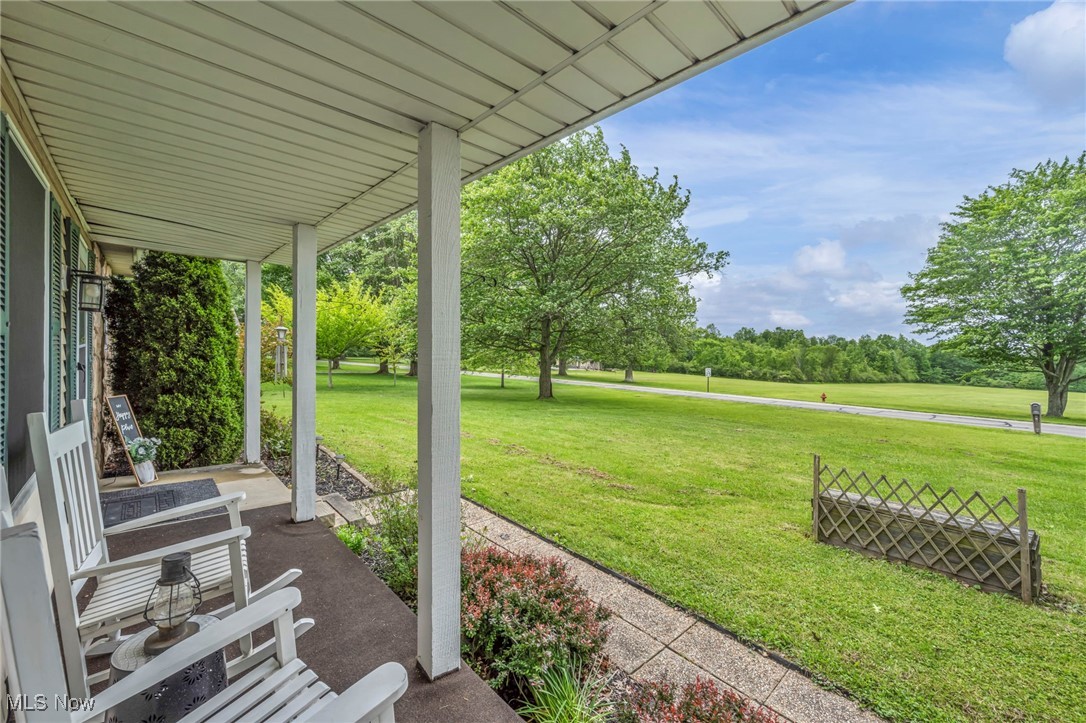 1661 Keefer Road, Girard, Ohio image 3