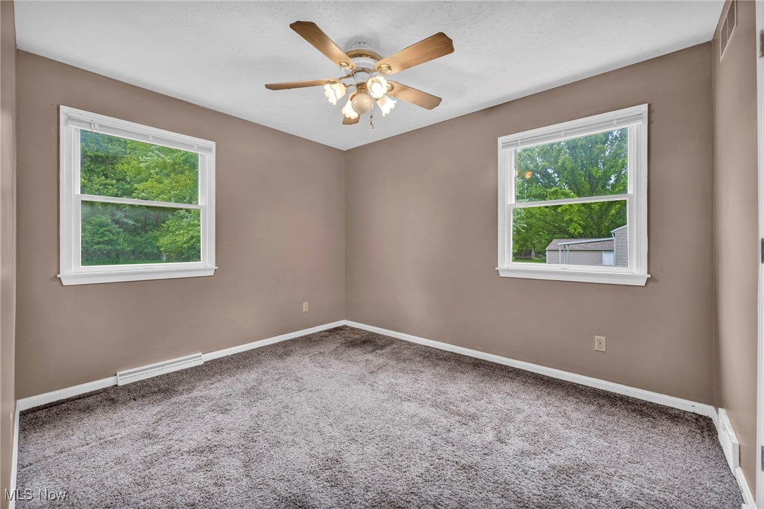 1661 Keefer Road, Girard, Ohio image 14