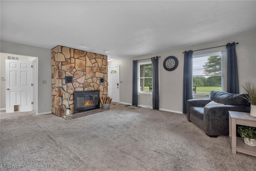 1661 Keefer Road, Girard, Ohio image 11