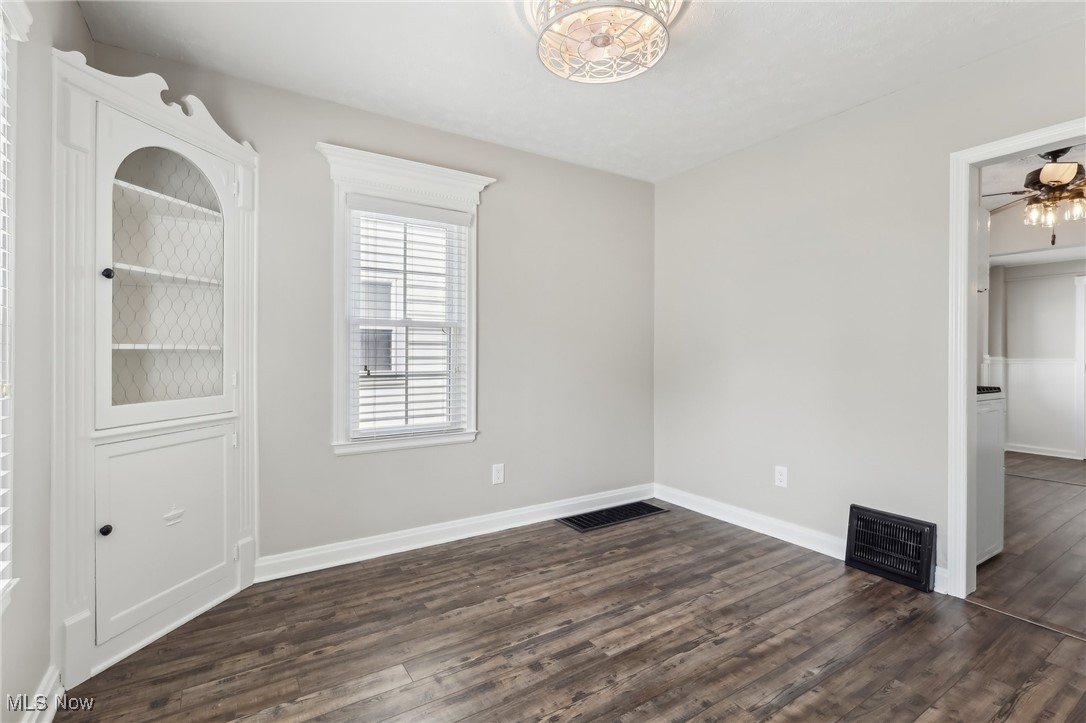 3211 Amherst Avenue, Lorain, Ohio image 7