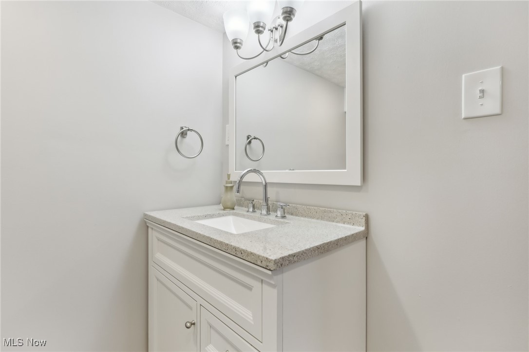 3211 Amherst Avenue, Lorain, Ohio image 28
