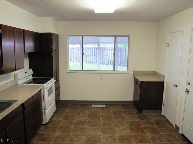 Parknoll Estates 01 - Residential Lease