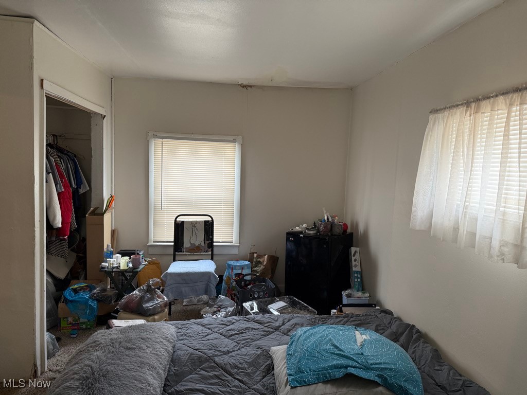 James M & Colgate Hoyts Allot - Residential