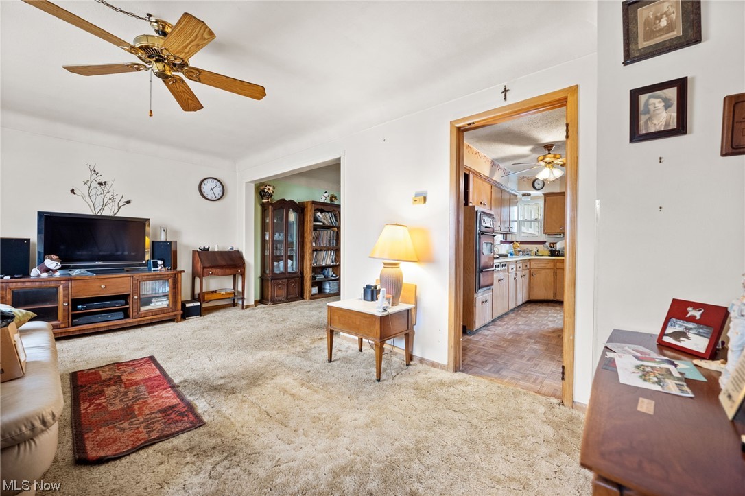 Corning & Gilchrist's Brookwoo - Residential