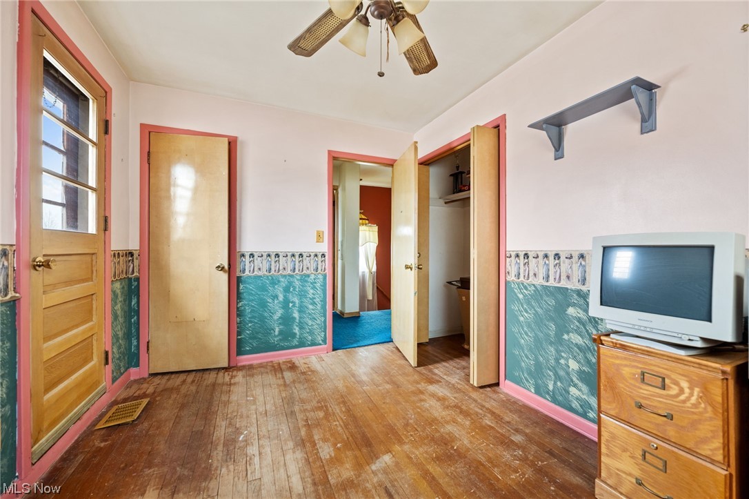 Corning & Gilchrist's Brookwoo - Residential