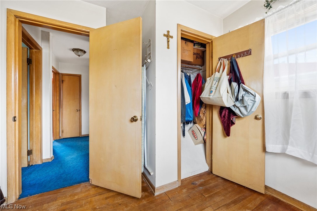 Corning & Gilchrist's Brookwoo - Residential