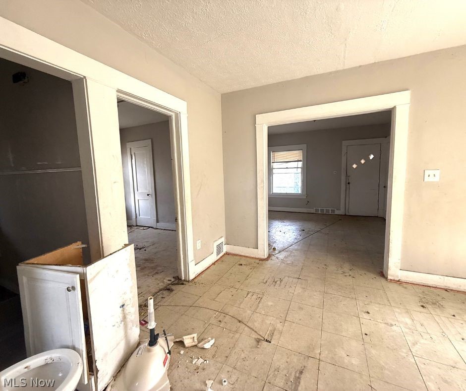 Crawford Realty Cos St Clair - Residential Income