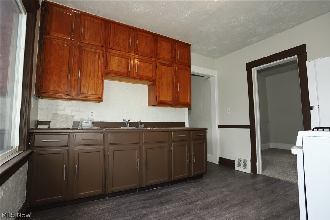 Cleveland Realty Investment Co - Residential Income