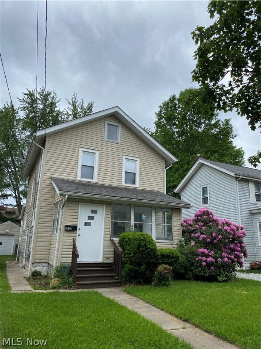 Move in ready, updated and freshly painted Colonial. LVP floor on first floor, newer carpet on second floor. Nice size living space, full kitchen with gas stove. Front and Rear enclosed porch, deck fenced in rear yard. Close to schools, parkes and easy highway access.