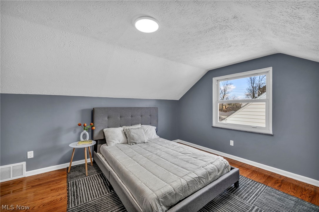 Briar-Cliff 06 - Residential