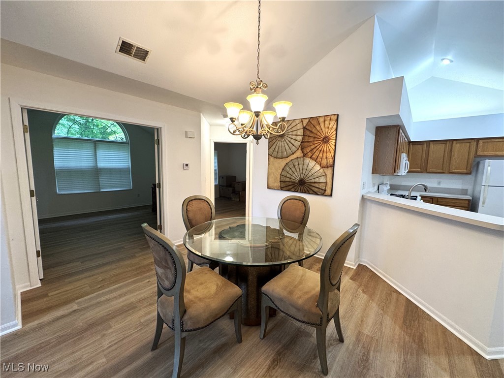 1303 Willow Brook Drive, Warren, Ohio image 11