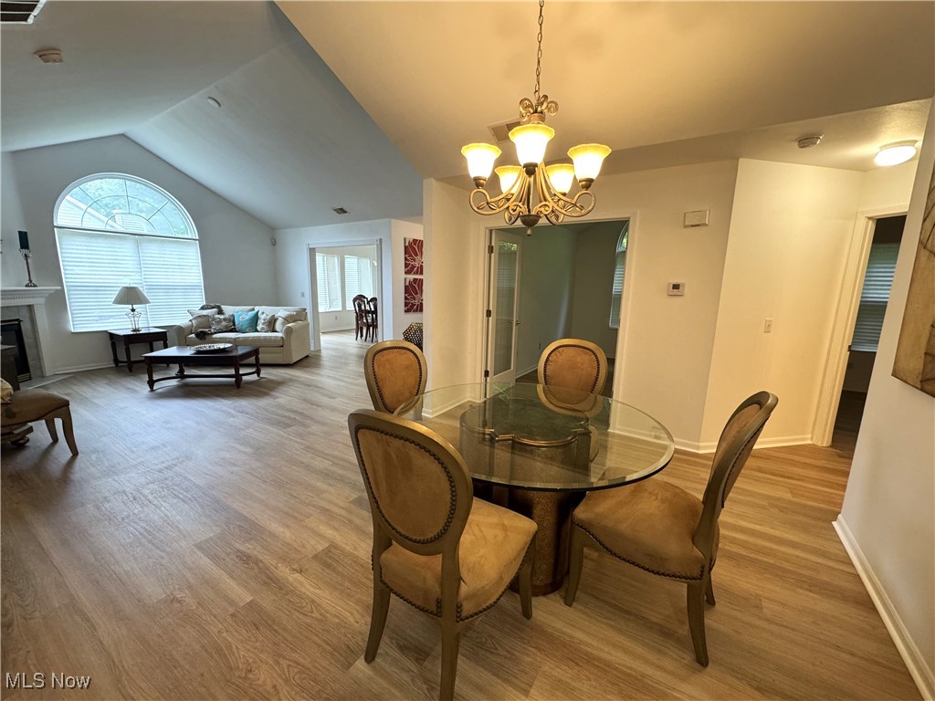1303 Willow Brook Drive, Warren, Ohio image 10