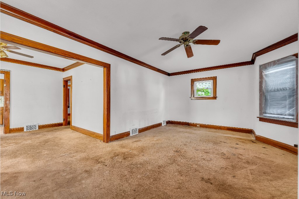 19312 Shawnee Avenue