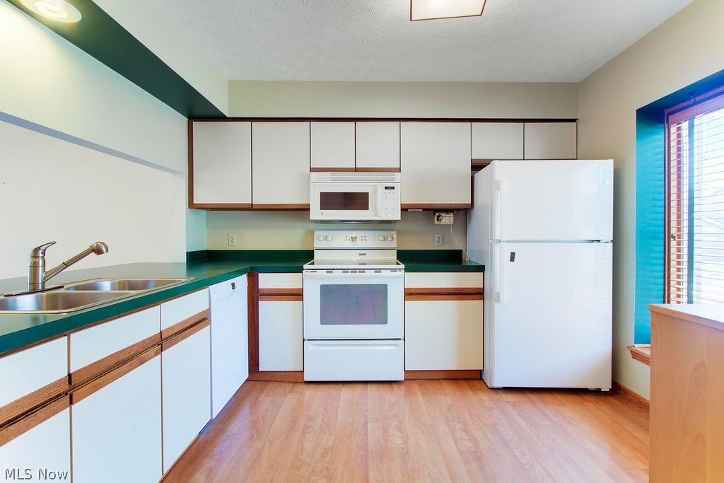 Belden Park Condo - Residential