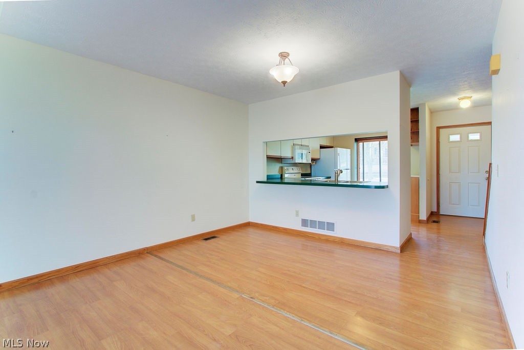 Belden Park Condo - Residential