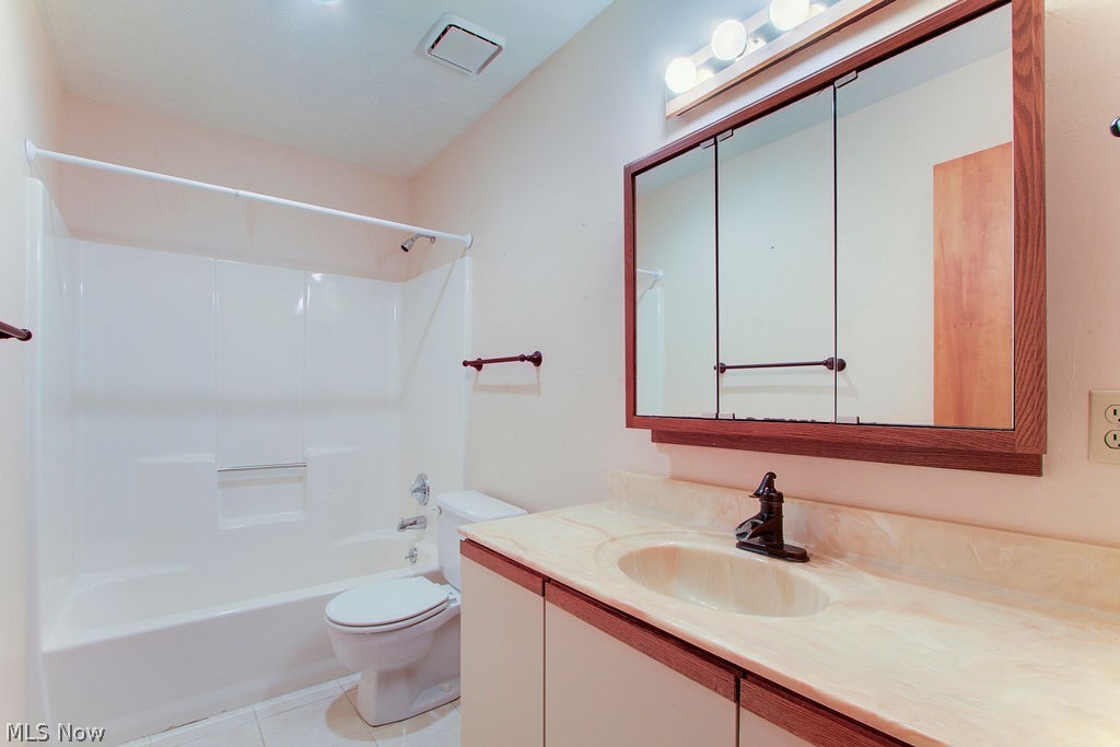 Belden Park Condo - Residential