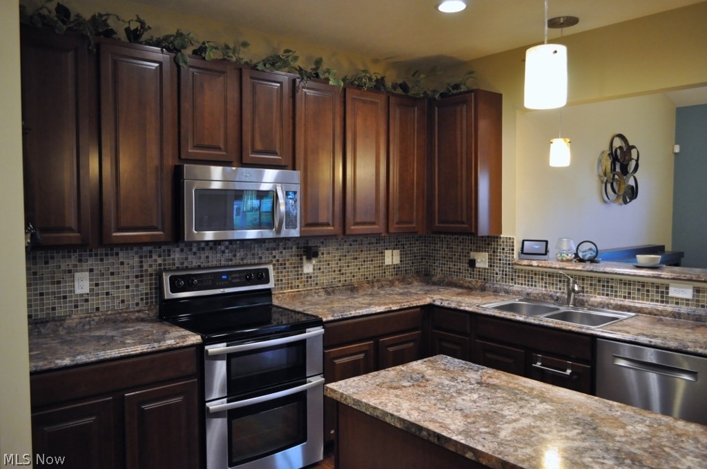 Hidden Lakes PUD Ph 01 - Residential