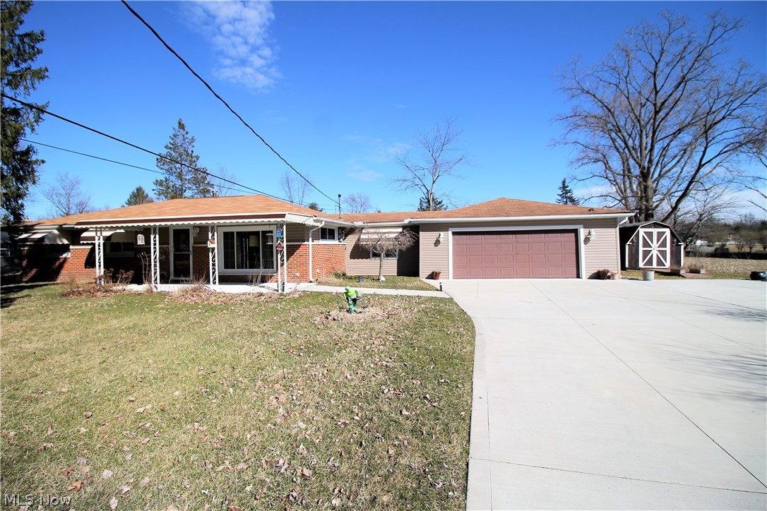 Briar Root Manor - Residential