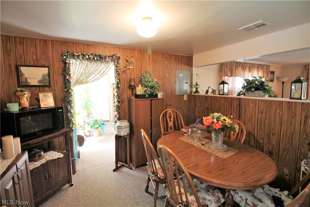Briar Root Manor - Residential