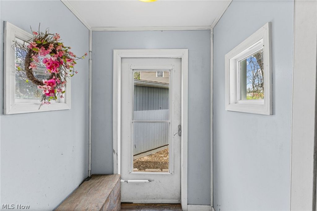 Photo of 127 S Prospect Street, Shreve, OH 44676 (MLS # 5202936)