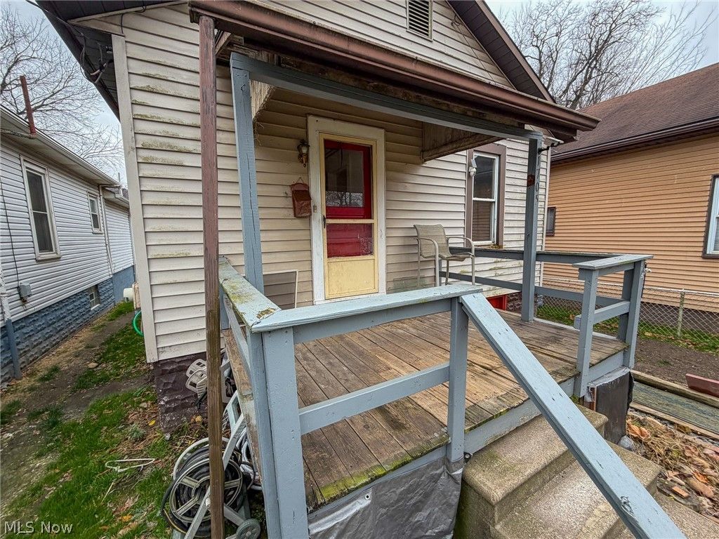 Photo of 1705 Cleveland Avenue, East Liverpool, OH 43920 (MLS # 5219687)