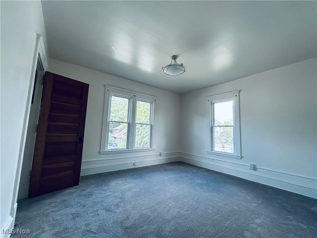 Longmere 01 - Residential Lease