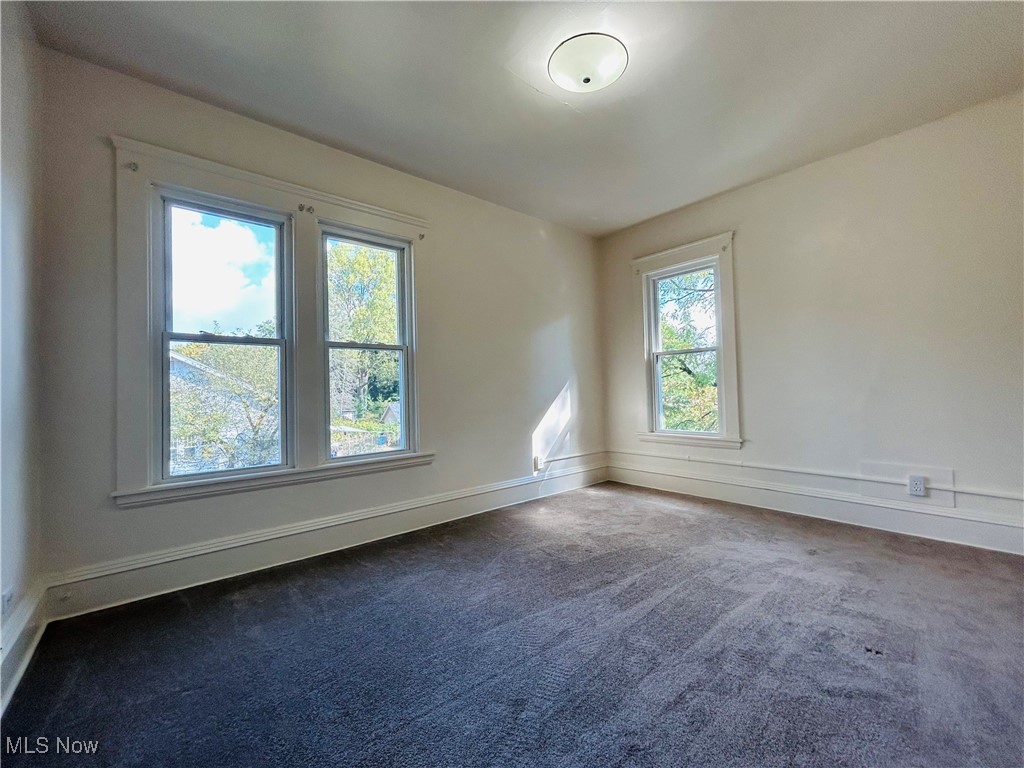 Longmere 01 - Residential Lease