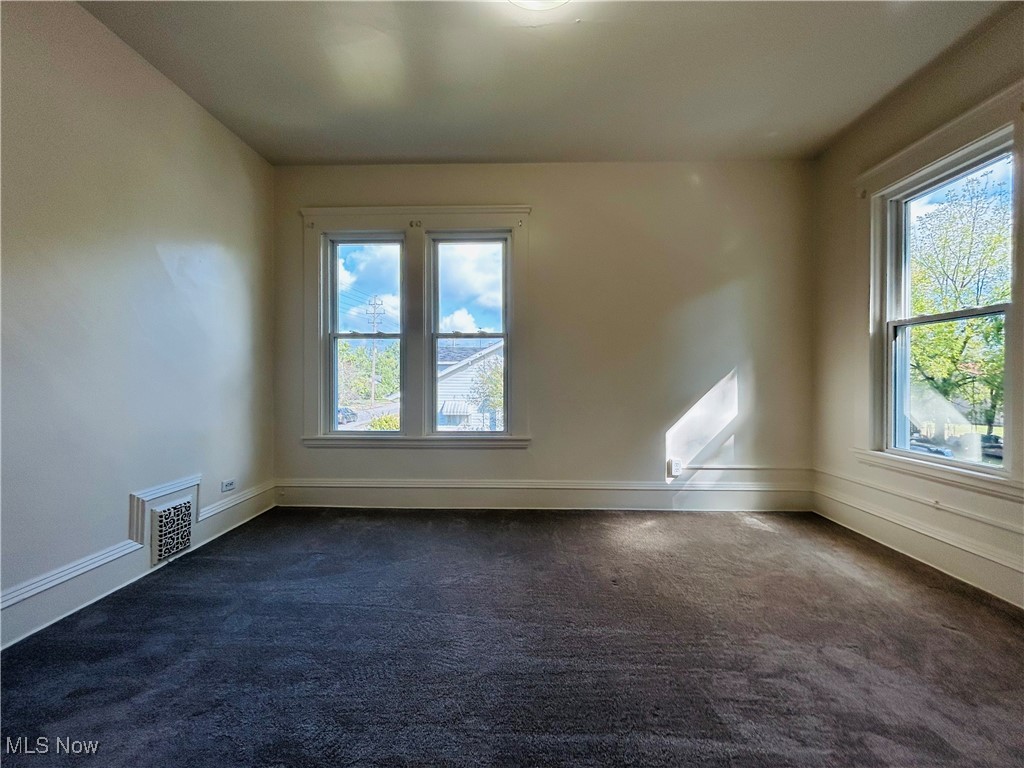 Longmere 01 - Residential Lease