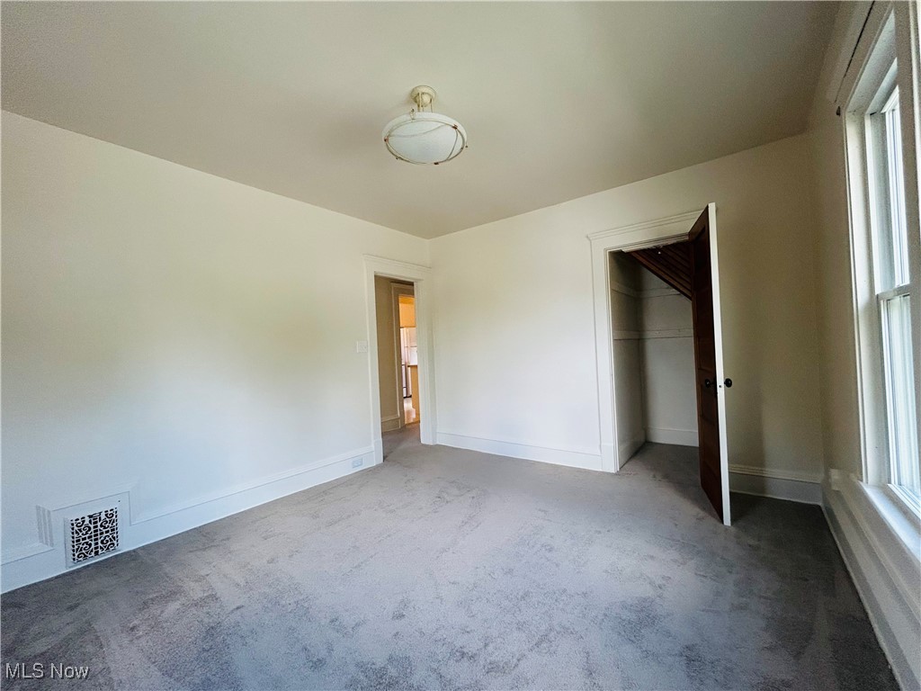 Longmere 01 - Residential Lease