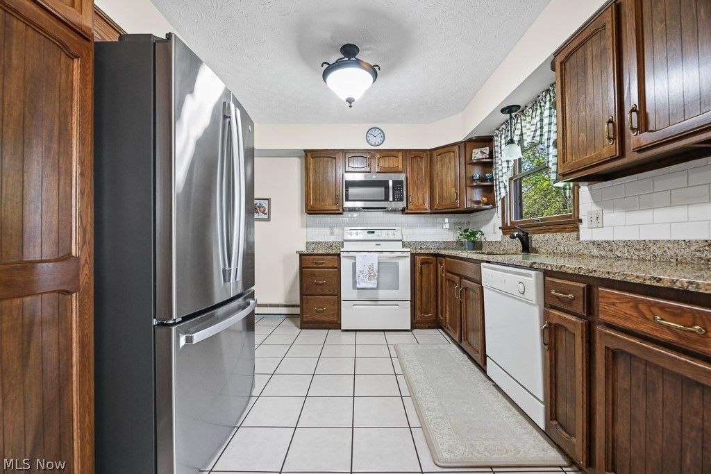 Photo of 14281 Wade Drive NE, Hartville, OH 44632 (MLS # 5204280)