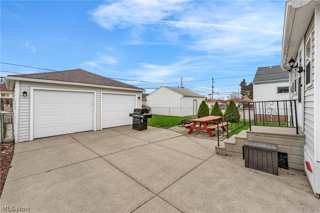 John W Buhls Dawnwood - Residential