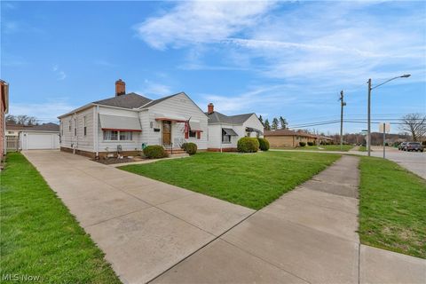 912 Dawnwood Drive Parma OH 44134