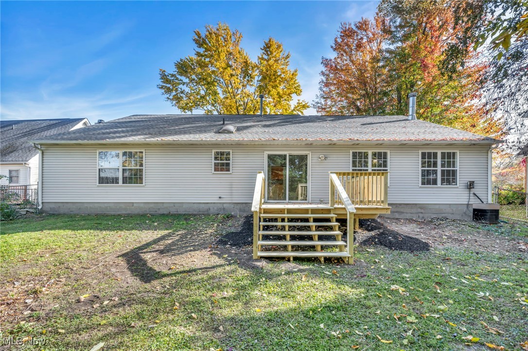 8107 Barberry Hill Drive, Mentor, Ohio image 26