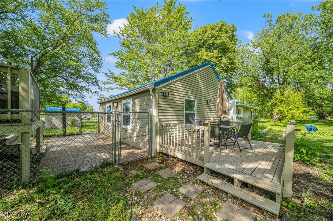 North Kingsville, Ohio 44004, United States, 3 Bedrooms Bedrooms, ,2 BathroomsBathrooms,Residential,Active,126387