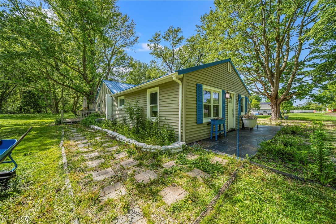 North Kingsville, Ohio 44004, United States, 3 Bedrooms Bedrooms, ,2 BathroomsBathrooms,Residential,Active,126387