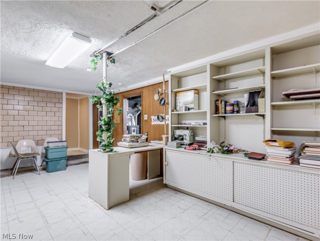 Hill Top Acres - Residential