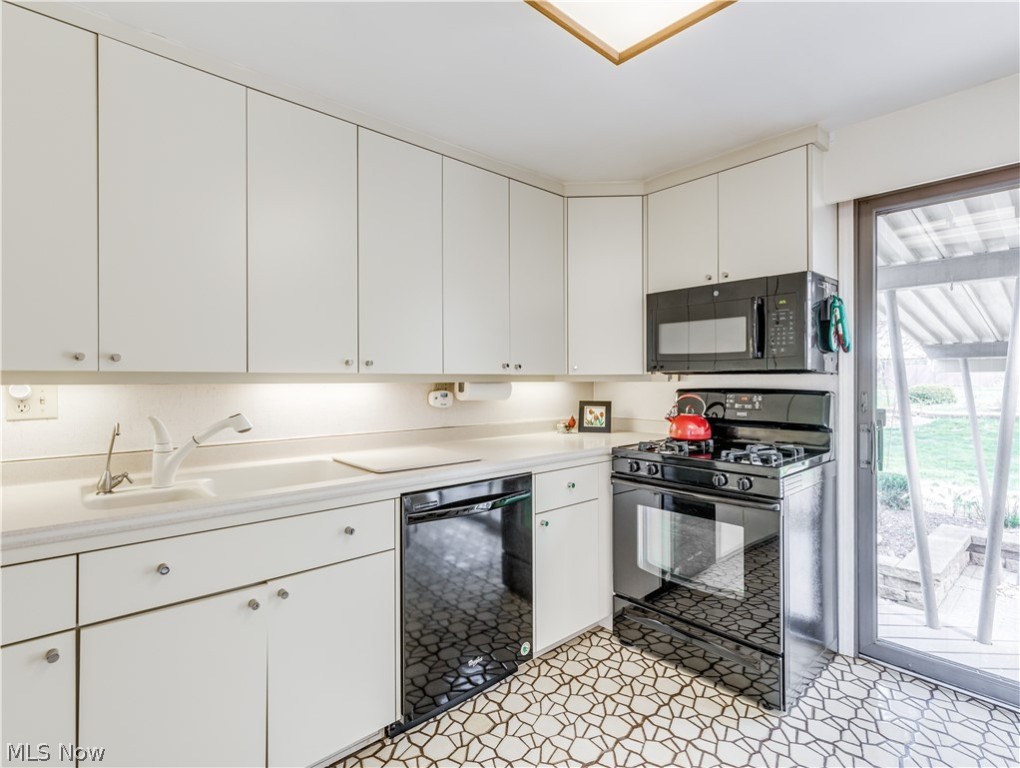 Hill Top Acres - Residential