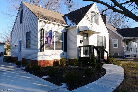 Tiny photo for 411 E 270th Street, Euclid, OH 44132 (MLS # 5190411)