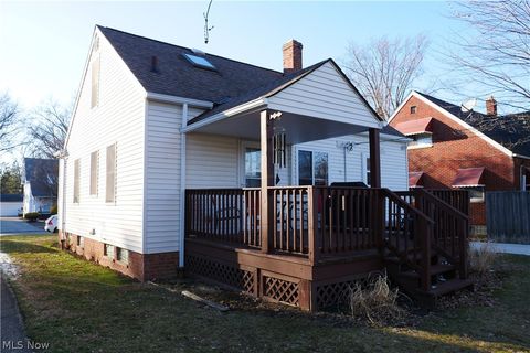 Tiny photo for 411 E 270th Street, Euclid, OH 44132 (MLS # 5190411)