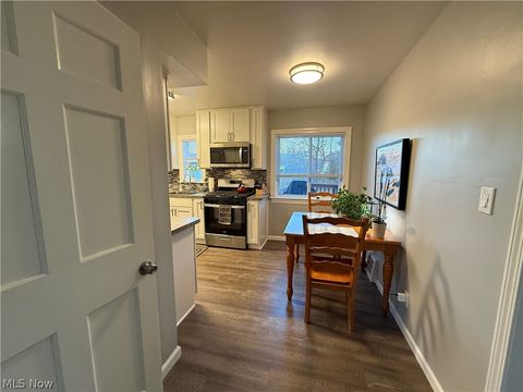 Tiny photo for 411 E 270th Street, Euclid, OH 44132 (MLS # 5190411)