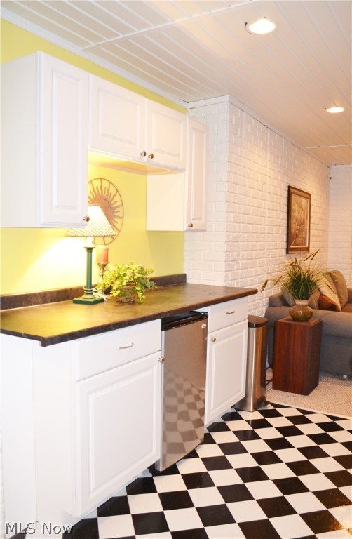 Woods Williamsburg - Residential