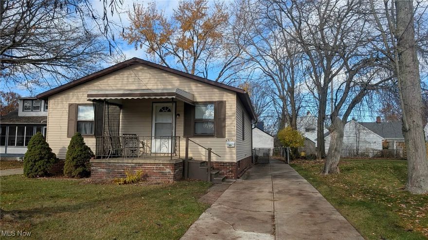 Welcome to 29131 Norman Avenue in beautiful Wickliffe. This charming 3 Bedroom Ranch offers the perfect blend of comfort and convenience. As you enter you’re graced with a spacious Living Room that connects to an Eat-in Kitchen. The Kitchen comes complete with a refrigerator and stove – both of which will transfer to the buyer. The main floor also features a Full Bathroom and all 3 Bedrooms. The basement has finished drywall walls and provides excellent storage…or the potential for a future recreation room! Outside you'll find a fenced in backyard and storage shed. New Wickliffe Schools! Minutes away from Rt 2 and I-90 makes your commute to downtown Cleveland or neighboring suburbs a breeze. Enjoy quick access to local parks, shopping and dining. 1 Year Home Warranty Included!