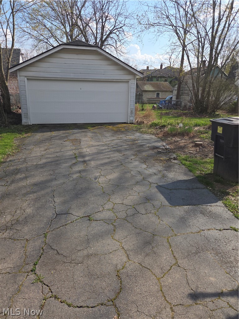 Iddings Park - Residential