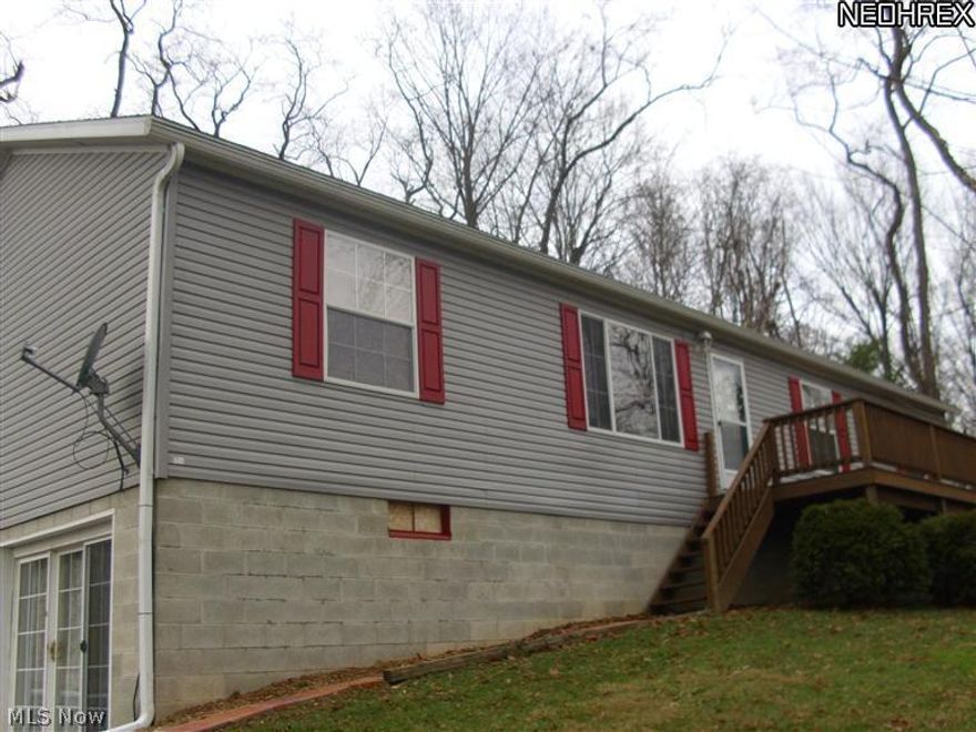 2004 Modular on a full 8ft. high basement with a 3 car garage , family room and workshop in walkout basement. Home has 3 bedrooms with a walk-in closet in the master bath. The laundry room and sun porch is right off of the kitchen! Roof is 3 yrs. old. Great open floorplan! Kitchen has tons of cupboard space with a center island and all NEW appliances! Call​​‌​​​​‌​‌​​​‌‌​​​‌‌‌​​‌​​‌‌​​​​ today!