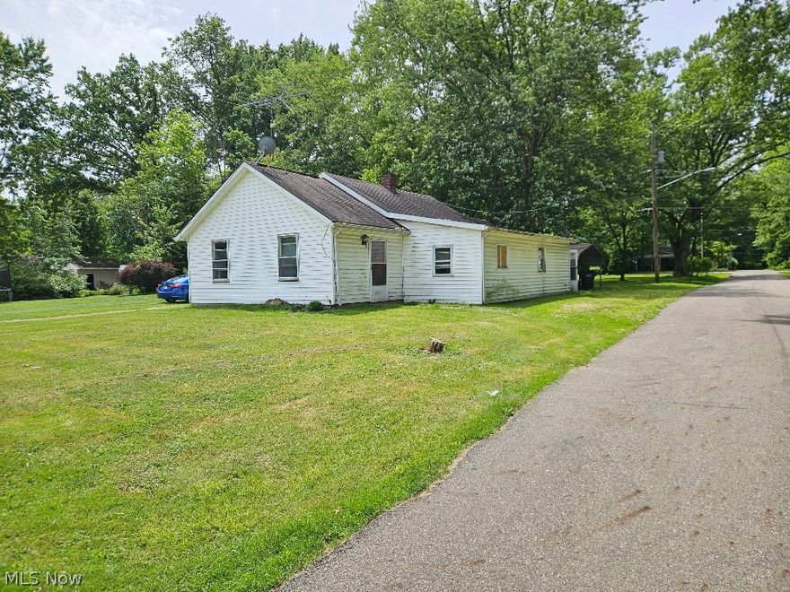 Investment Home on Corner Lot - Located Across from Alliance Intermediate School - Online Only. ABSOLUTE AUCTION, all sells to the highest bidder online only. ONLINE BIDDING STARTS: SATURDAY, JULY 27, 2024, 1:00 PM and ENDS: THURSDAY, AUGUST 1, 2024, 1:00 PM. Investment home on a nice corner lot. All one-level living with 3 bedrooms and a full bath. Oil furnace, public water & sewer. Carport and shed to rear. Needs work. Join us for the preview on Tuesday, July 30, 2024, 4:00-5:00 PM. Terms On Real Estate: 10% down auction day, balance due at closing. A 10% buyer’s premium will be added to the highest bid to establish the purchase price. Any desired inspections must be made prior to bidding. All information contained herein was derived from sources believed to be correct. Information is believed to be accurate but not guaranteed.